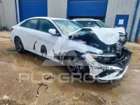 2025 Hyundai Elantra фото