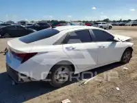 2025 Hyundai Elantra фото