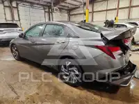 2025 Hyundai Elantra photo