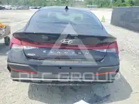 2025 Hyundai Elantra photo