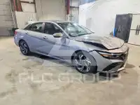 2025 Hyundai Elantra фото
