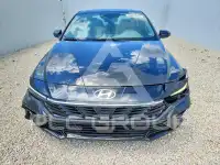2025 Hyundai Elantra photo