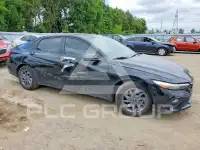 2025 Hyundai Elantra фото