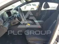 2025 Hyundai Elantra фото