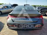2025 Hyundai Elantra photo