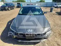 2025 Hyundai Elantra фото