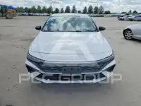 2025 Hyundai Elantra фото