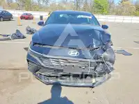 2025 Hyundai Elantra фото