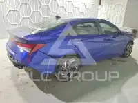 2025 Hyundai Elantra фото