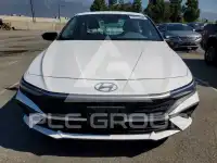 2025 Hyundai Elantra фото