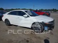 2025 Hyundai Elantra photo