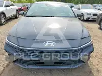 2025 Hyundai Elantra фото