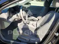 2025 Hyundai Elantra фото