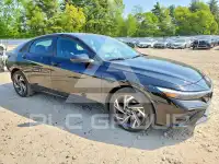 2025 Hyundai Elantra photo