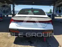 2025 Hyundai Elantra photo