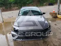 2025 Hyundai Elantra фото