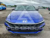 2025 Hyundai Elantra фото