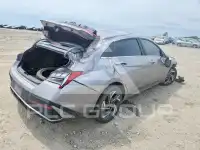 2025 Hyundai Elantra фото