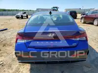 2025 Hyundai Elantra photo
