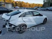 2025 Hyundai Elantra фото
