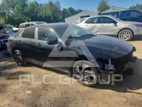 2025 Hyundai Elantra photo