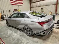 2025 Hyundai Elantra фото