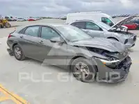 2025 Hyundai Elantra фото