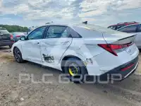 2025 Hyundai Elantra photo