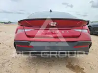 2025 Hyundai Elantra photo