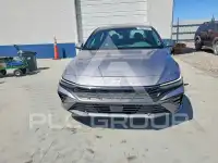 2025 Hyundai Elantra photo