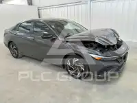 2025 Hyundai Elantra фото
