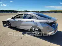 2025 Hyundai Elantra фото