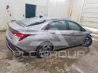 2025 Hyundai Elantra photo