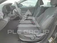 2025 Hyundai Elantra фото