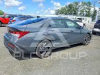 2025 Hyundai Elantra фото