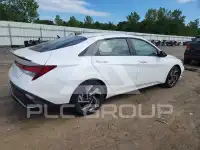 2025 Hyundai Elantra photo