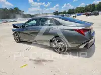 2025 Hyundai Elantra photo