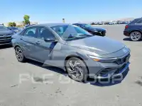 2025 Hyundai Elantra фото