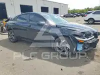 2025 Hyundai Elantra фото
