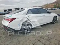 2025 Hyundai Elantra фото