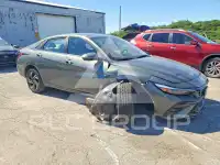 2025 Hyundai Elantra photo