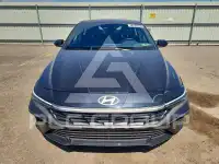 2025 Hyundai Elantra фото