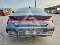 2025 Hyundai Elantra фото