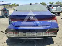 2025 Hyundai Elantra photo