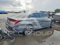 2025 Hyundai Elantra photo