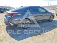 2025 Hyundai Elantra photo