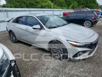 2025 Hyundai Elantra photo