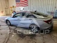 2025 Hyundai Elantra photo