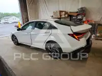 2025 Hyundai Elantra фото