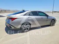 2025 Hyundai Elantra фото